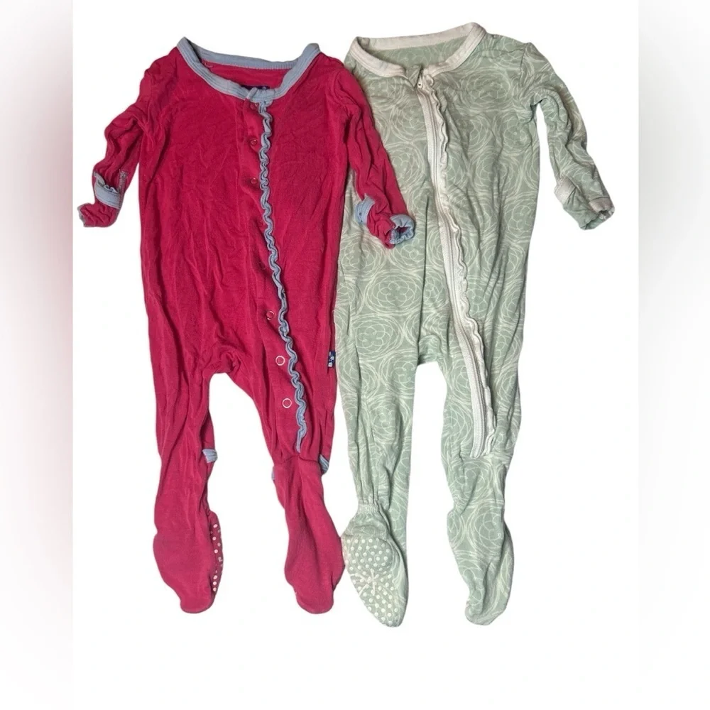 Kickee Pants 2 onesie sleepers in green and hot pink size 0-3 mo